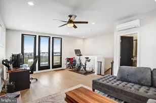 4673 Charger Pl, Chantilly, VA 20151 - Photo 36