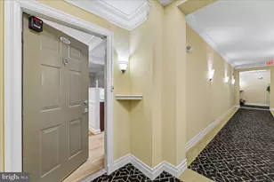 7880 Rolling Woods Ct, Springfield, VA 22152 - Photo 2