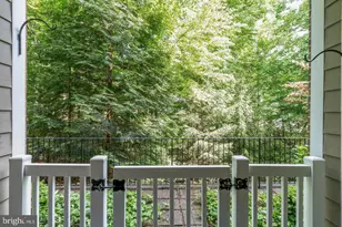 7880 Rolling Woods Ct, Springfield, VA 22152 - Photo 2