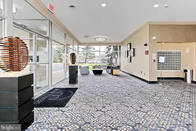 6641 Wakefield Drive #702, Alexandria, VA 22307 - Photo 4