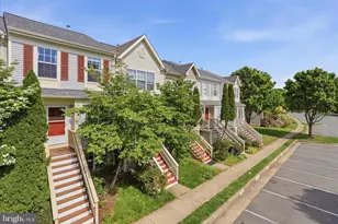 14128 Autumn Cir, Centreville, VA 20121 - Photo 1