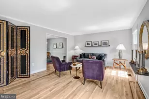 9336 Heather Glen Dr, Alexandria, VA 22309 - Photo 2