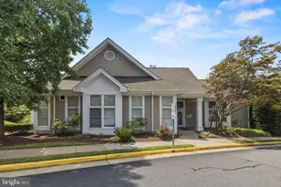 14301 Grape Holly Grove, Centreville, VA 20121 - Photo 18