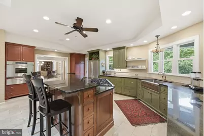 11744 Stuart Mill Road, Oakton, VA 22124 - Photo 22