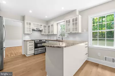 4030 Hadley Lane, Fairfax, VA 22032 - Photo 10