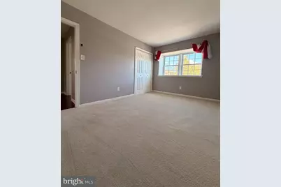 9115 Barrick Street, Fairfax, VA 22031 - Photo 6