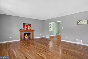 7108 Waldorf Ln, Falls Church, VA 22046 - Photo 14