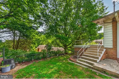 7108 Waldorf Lane, Falls Church, VA 22046 - Photo 46
