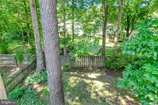 12221 Harbor Town Cir, Fairfax, VA 22033 - Photo 10