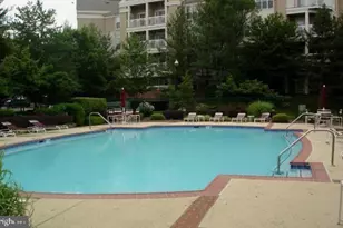 12915 Alton Square, Herndon, VA 20170 - Photo 14