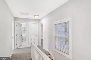 3010 Steven Martin Dr, Fairfax, VA 22031 - Photo 38