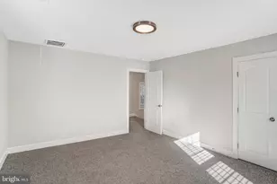 3010 Steven Martin Dr, Fairfax, VA 22031 - Photo 40
