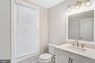 3010 Steven Martin Dr, Fairfax, VA 22031 - Photo 16
