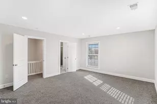 3010 Steven Martin Dr, Fairfax, VA 22031 - Photo 32