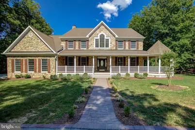 813 Blacks Hill Road, Great Falls, VA 22066 - Photo 1
