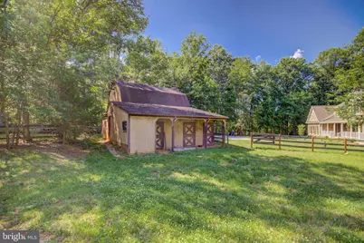 813 Blacks Hill Road, Great Falls, VA 22066 - Photo 86