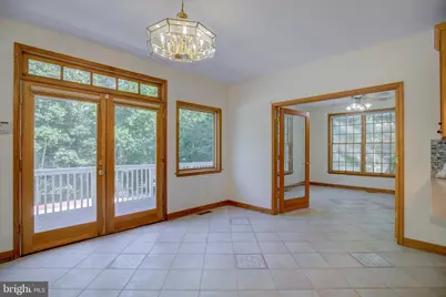 813 Blacks Hill Road, Great Falls, VA 22066 - Photo 32