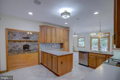 813 Blacks Hill Road, Great Falls, VA 22066 - Photo 26