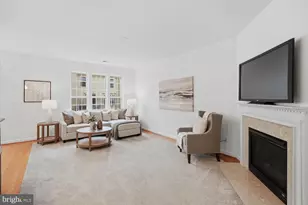 5645 Harrington Falls Ln, Alexandria, VA 22312 - Photo 12