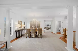 5645 Harrington Falls Ln, Alexandria, VA 22312 - Photo 8