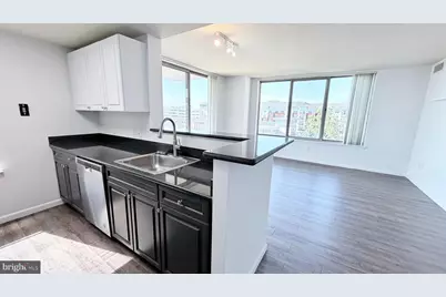 2726 Gallows Road #719, Vienna, VA 22180 - Photo 6