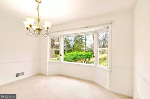 7109 Davis Ct, McLean, VA 22101 - Photo 12