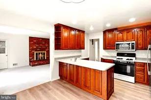 7109 Davis Ct, McLean, VA 22101 - Photo 14