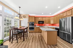 8058 Samuel Wallis St, Lorton, VA 22079 - Photo 6
