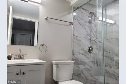 12421 Wendell Holmes Road, Herndon, VA 20171 - Photo 20
