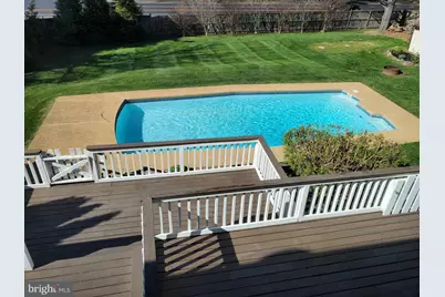 12421 Wendell Holmes Road, Herndon, VA 20171 - Photo 4