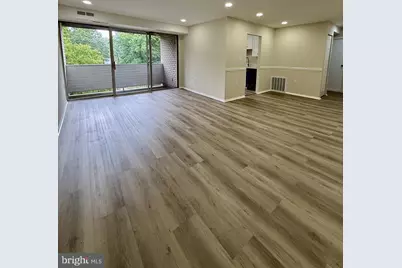 5608 Bloomfield Drive #201, Alexandria, VA 22312 - Photo 2