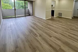 5608 Bloomfield Dr, Alexandria, VA 22312 - Photo 2