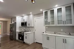 7937 St George Ct, Springfield, VA 22153 - Photo 10