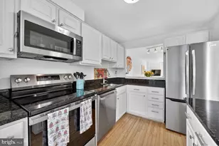 6194 Little Valley Way, Alexandria, VA 22310 - Photo 2