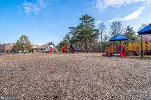 6901 Victoria Dr, Alexandria, VA 22310 - Photo 12