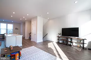 2453 Liberty Loop, Herndon, VA 20171 - Photo 32