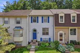 5742 Burke Towne Ct, Burke, VA 22015 - Photo 1