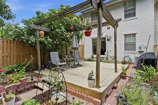 5742 Burke Towne Ct, Burke, VA 22015 - Photo 44