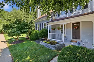 6324 Chimney Wood Ct, Alexandria, VA 22306 - Photo 2