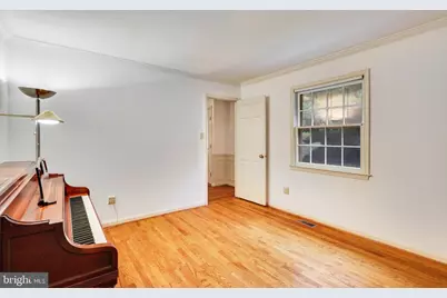 1427 Laurel Road, Vienna, VA 22182 - Photo 10