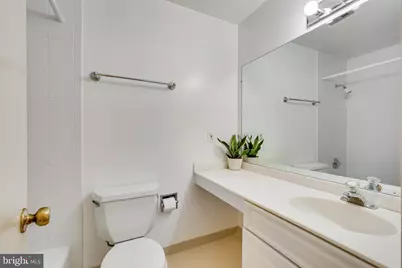 1427 Laurel Road, Vienna, VA 22182 - Photo 38