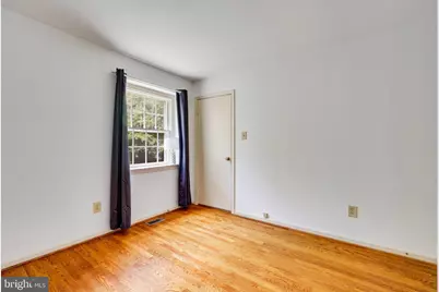 1427 Laurel Road, Vienna, VA 22182 - Photo 28