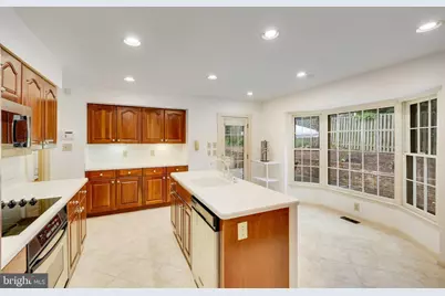 1427 Laurel Road, Vienna, VA 22182 - Photo 18