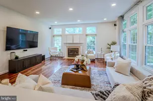 4907 Elsa Ct, Fairfax, VA 22030 - Photo 24