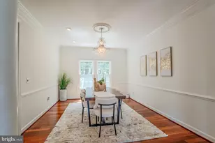 4907 Elsa Ct, Fairfax, VA 22030 - Photo 14