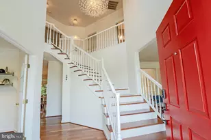 4907 Elsa Ct, Fairfax, VA 22030 - Photo 6