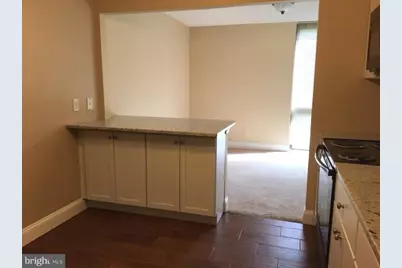 2300 Pimmit Drive #204, Falls Church, VA 22043 - Photo 6
