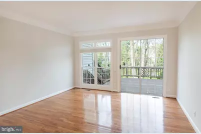 9588 Lagersfield Circle, Vienna, VA 22181 - Photo 8