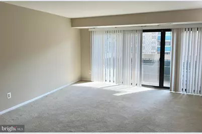 6141 Leesburg Pike #404, Falls Church, VA 22041 - Photo 4