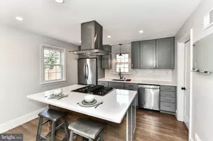 7308 Poplar Ct, Falls Church, VA 22042 - Photo 8
